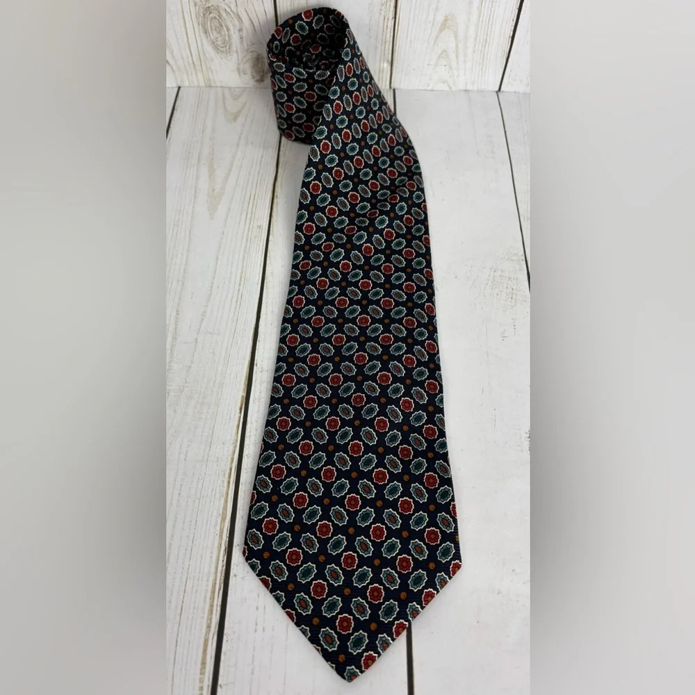 Brooks Brothers Makers Floral 100% Silk‎ Necktie Handmade USA 58x3.75 Black